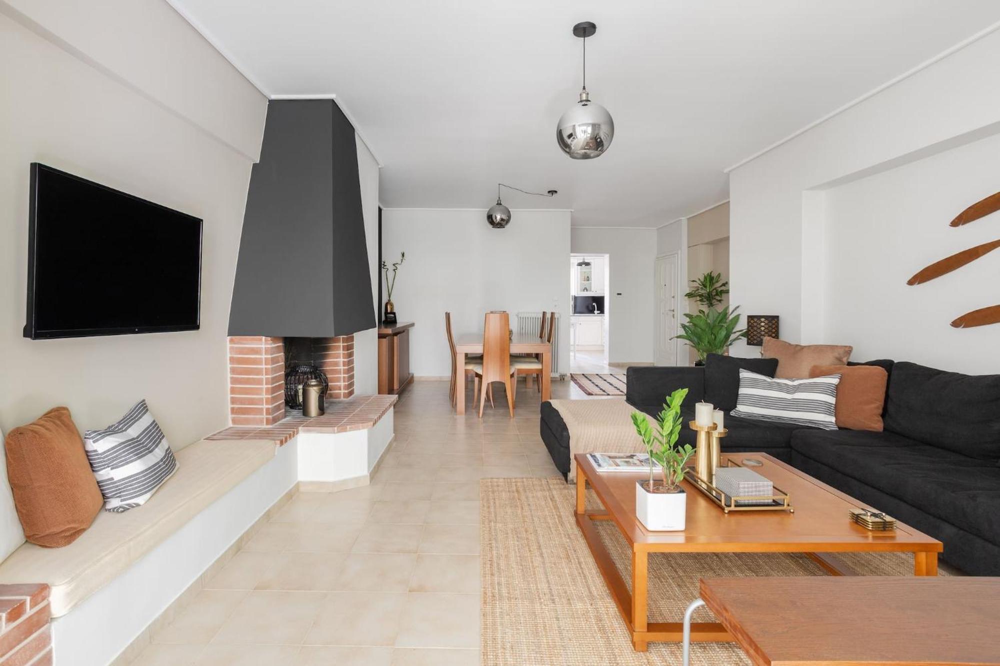 Fresh Detailed Stylish Apartment At Acropolis 아테네 외부 사진