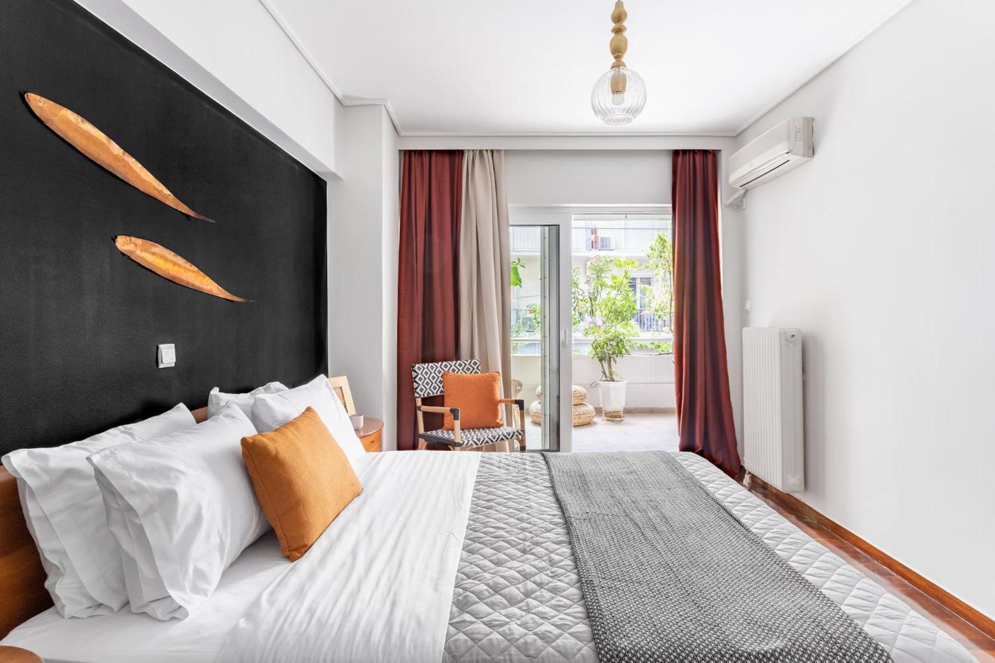 Fresh Detailed Stylish Apartment At Acropolis 아테네 외부 사진
